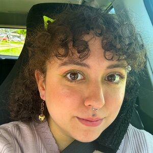 Meet your Posher, Anna